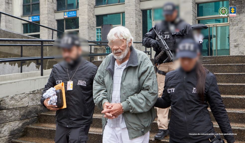 Abuelo colombiano tendrá que responder en Estados Unidos por abusar de una niña 9 Abuelo colombiano tendrá que responder en Estados Unidos por abusar de una niña El adulto mayor habría abusado durante 5 años de una niña en Estados Unidos. Será extradito.
