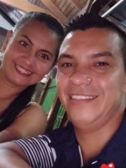 Capturan a 2 presuntos disidentes de las Farc acusados de asesinar a una familia en Tibú Dos presuntos disidentes de las Farc fueron capturados y enviados a prisión por el asesinato de una familia en Tibú. Esto dice la investigación.