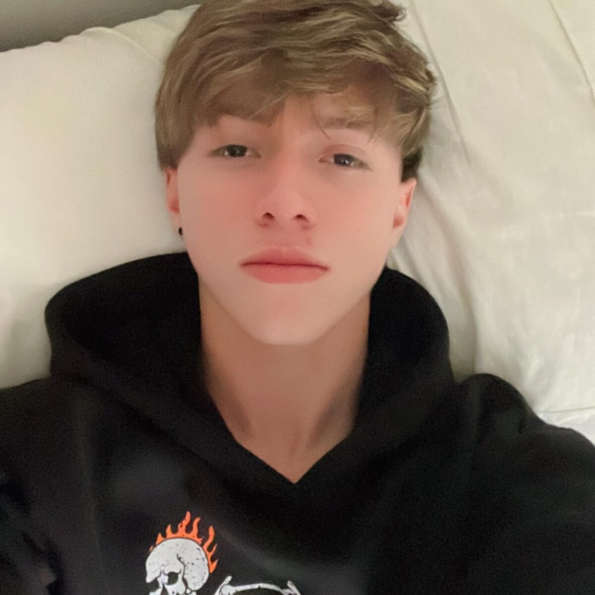 Caso Juan Felipe Rincón: denuncian que menor que tuvo contacto con el joven se encuentra desaparecida Se conocen nuevos detalles en el caso de Juan Felipe Rincón, hijo del inspector general de la Policía, William Rincón.