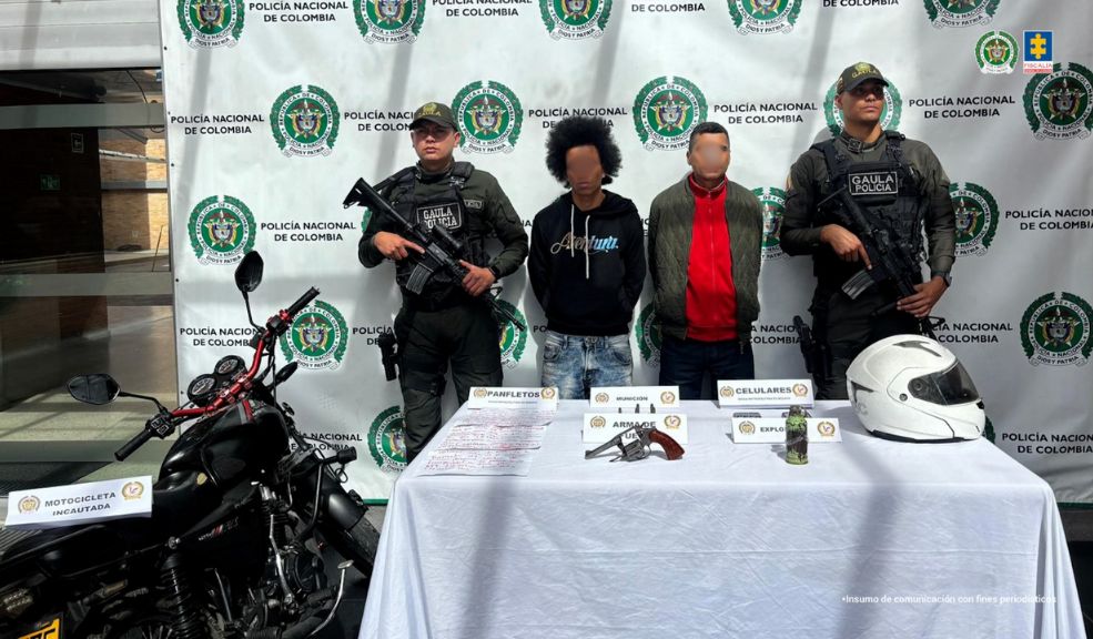 Presuntos integrantes de ‘Satanás’ enviados a prisión por homicidio de transportador informal en Bogotá 8 Presuntos integrantes de ‘Satanás’ enviados a prisión por homicidio de transportador informal en Bogotá Enviaron a la cárcel a dos hombres que harían parte de la organización criminal 'Satanás'.