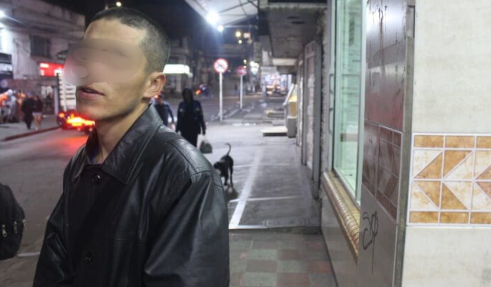Cantante 'Insurgente Clandestino' fue asesinado en Usme: detalles del crimen 1 Cantante 'Insurgente Clandestino' fue asesinado en Usme: detalles del crimen El conocido rapero 'Insurgente Clandestino', fue asesinado por un allegado en Usme.
