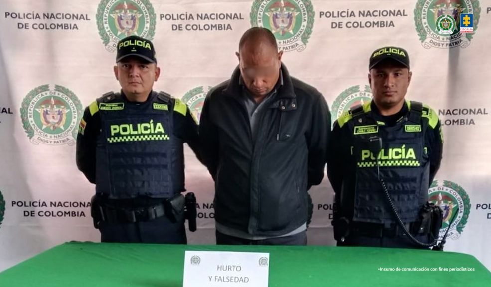 Cárcel para sujeto que se hizo pasar por policía para robar a mujer chilena cerca del aeropuerto El Dorado Uno de los ladrones fue capturado, mientras que otro de sus cómplices fue abatido durante el hurto.