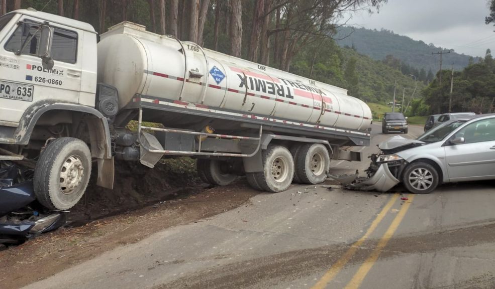 EN VIVO| Movilidad en Bogotá este viernes 14 de febrero: grave choque entre camión y carro en Usaquén Le contamos sobre el estado de las vías y la movilidad en la ciudad de Bogotá este viernes 14 de febrero. Manténgase informado.