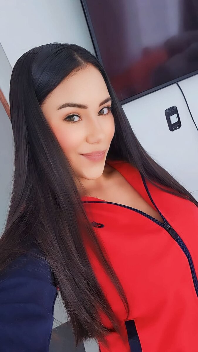Familia de Nicole hace urgente llamado a las autoridades tras el crimen de la joven en Ciudad Bolívar Q'HUBO habló con el padre de Nicole, quien denunció que la expareja de la joven estaría detrás de su muerte. Este es el llamado a las autoridades.