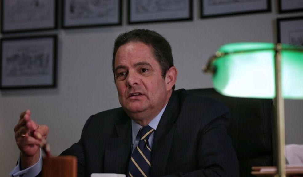 Germán Vargas Lleras denunció que fue víctima de robo en su propia casa 1 Germán Vargas Lleras denunció que fue víctima de robo en su propia casa Germán Vargas Lleras dio a conocer que delincuentes entraron a su casa a robar. Esto es lo que se sabe del hurto.