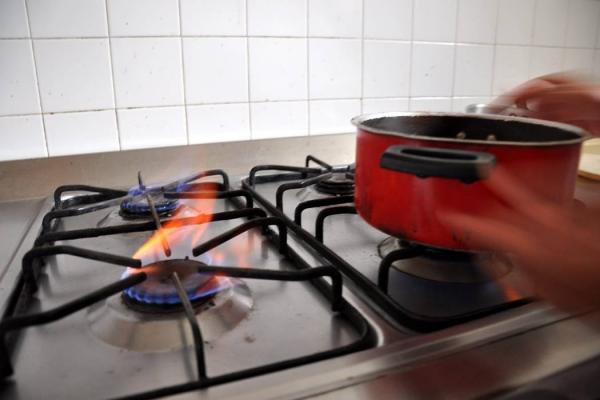 Gustavo Petro se pronuncia tras anuncio de Vanti de la subida del precio del gas 1 Gustavo Petro se pronuncia tras anuncio de Vanti de la subida del precio del gas Gustavo Petro acusó a Vanti de especular con los precios del gas, afectando las tarifas y favoreciendo la importación costosa.