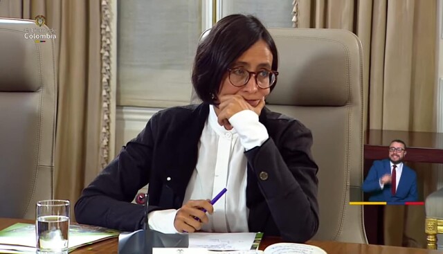 Consejo de Ministros de Petro: confrontaciones y momentos claves Francia Márquez, vicepresidenta de la República y ministra de La Igualdad, y Susana Muhammad, ministra de Ambiente, criticaron el nombramiento de Armando Benedetti como jefe de despacho.