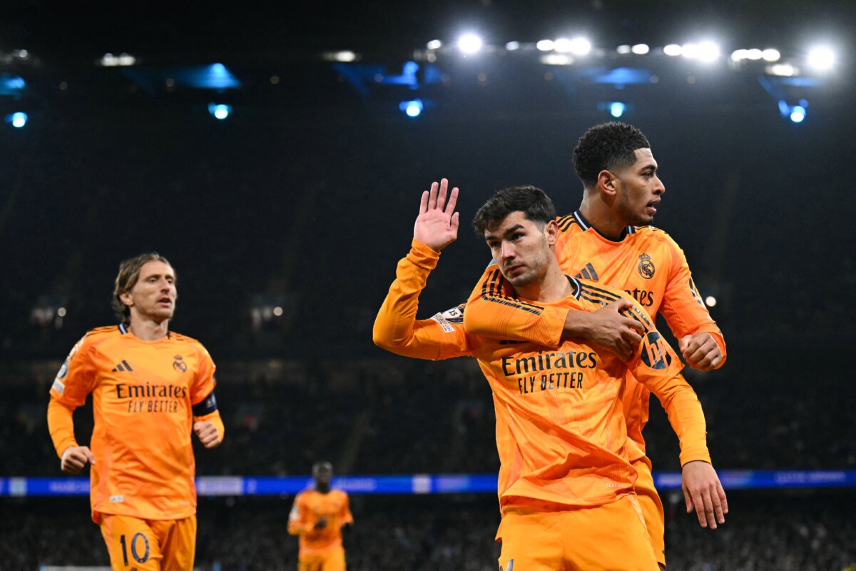 Real Madrid lo volvió a hacer: en 6 minutos remontó y le ganó al City en Champions 2 Real Madrid lo volvió a hacer: en 6 minutos remontó y le ganó al City en Champions Real Madrid volvió a mostrar su grandeza en Champions, y sobre la hora remontó un partido que perdía contra Manchester City, en la fase de PlayOff. Así se dio el triunfo.