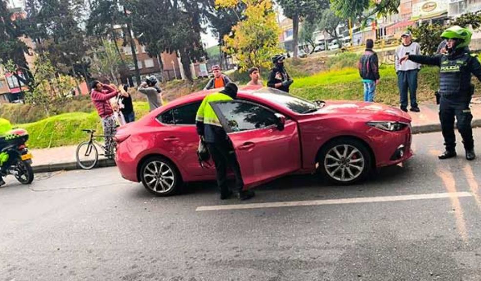 Se conoce hipótesis del ataque sicarial que cobró la vida de una niña de 4 años en Puente Aranda 1 Se conoce hipótesis del ataque sicarial que cobró la vida de una niña de 4 años en Puente Aranda Las autoridades descartaron que se tratara de un hurto.