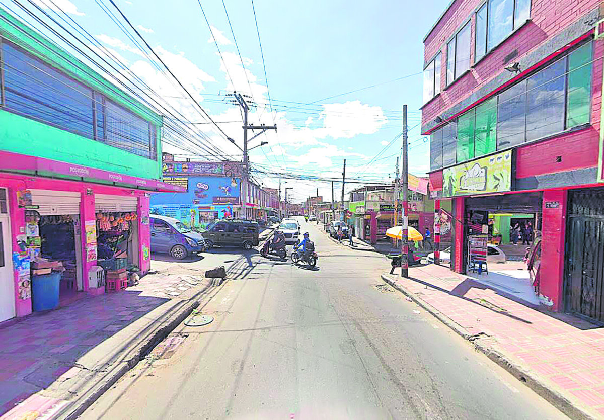 Sicarios acabaron con la vida de Cristian en Soacha 1 Sicarios acabaron con la vida de Cristian en Soacha Cristian, de 22 años, fue perseguido por dos sujetos que le dispararon hasta quitarle la vida en San Mateo, Soacha.