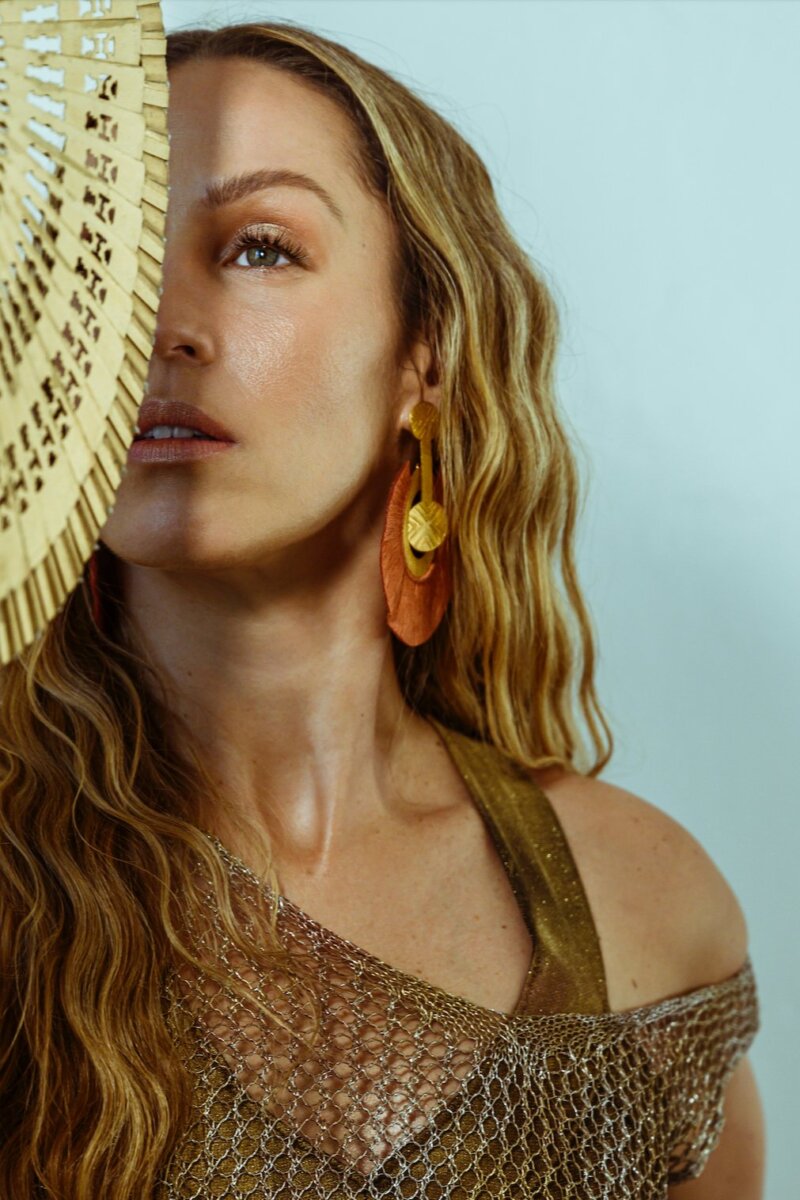 Siudy Garrido llega a Colombia con su gira 'Bailaora, mis pies son mi voz' El Teatro Mayor Julio Mario Santo Domingo de Bogotá se prepara para recibir a una de las figuras más destacadas del flamenco en el mundo.