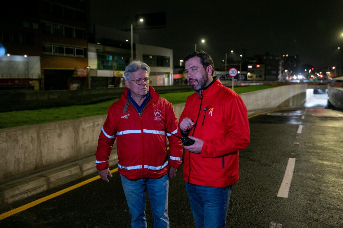 Habilitan el paso vehicular del intercambiador de la calle 72 en Bogotá En el futuro, esta obra se conectará con la línea 2 del Metro de Bogotá, que comenzará en la carrera 14 con calle 72 y se extenderá hasta la localidad de Suba.