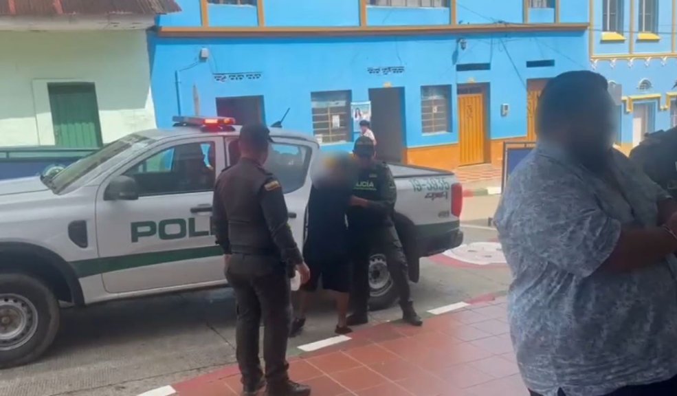 Autoridades capturan banda dedicada al hurto en Cundinamarca Policía de Cundinamarca captura banda de 'piratas terrestres': robaban mercancía en movimiento en vía Panamericana