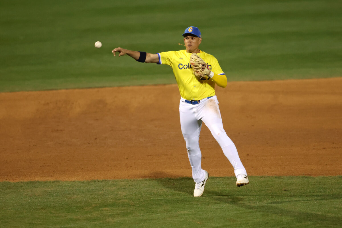 La razón por la que Colombia logró una clasificación perfecta al Clásico Mundial de Béisbol Q'HUBO conversó con el periodista especializado en béisbol, Alberto Mercado, quien realizó un análisis sobre la destacada actuación del Colombia en el Clasificatorio al Clásico Mundial de Béisbol.