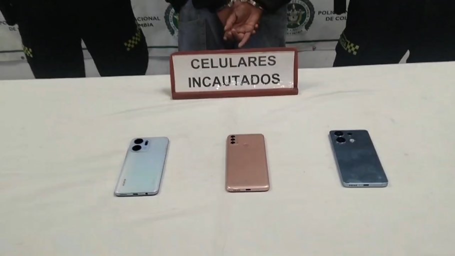 Capturan a hombre que robaba con arma blanca en el SITP 1 Capturan a hombre que robaba con arma blanca en el SITP