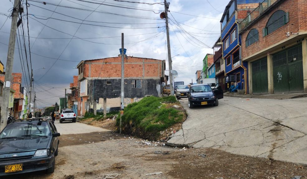 Asesinan a hombre al frente de su casa en San Cristóbal 6 Asesinan a hombre al frente de su casa en San Cristóbal La víctima fue identificado como Luis Felipe Linares, de 61 años.