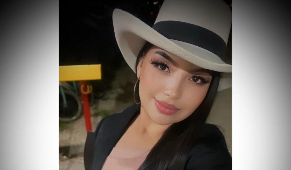 Paula, la joven que fue asesinada en Ciudad Bolívar cuando salió a recibir un postre Paula Andrea Jaramillo, de 22 años, fue asesinada, al parecer, por una mujer que la engañó llevándole un domicilio a su vivienda en el barrio Paraíso, en Ciudad Bolívar.