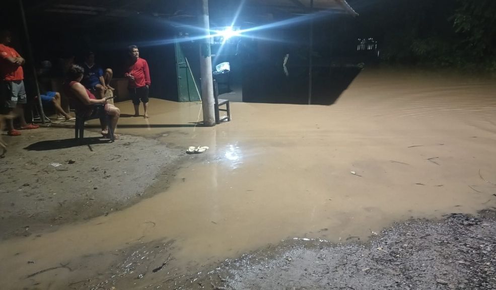Emergencia en Ricaurte, Cundinamarca, por desbordamiento del río Magdalena El municipio de Ricaurte, Cundinamarca, sufrió inundaciones por el desbordamiento del río Magdalena, causando daños materiales.