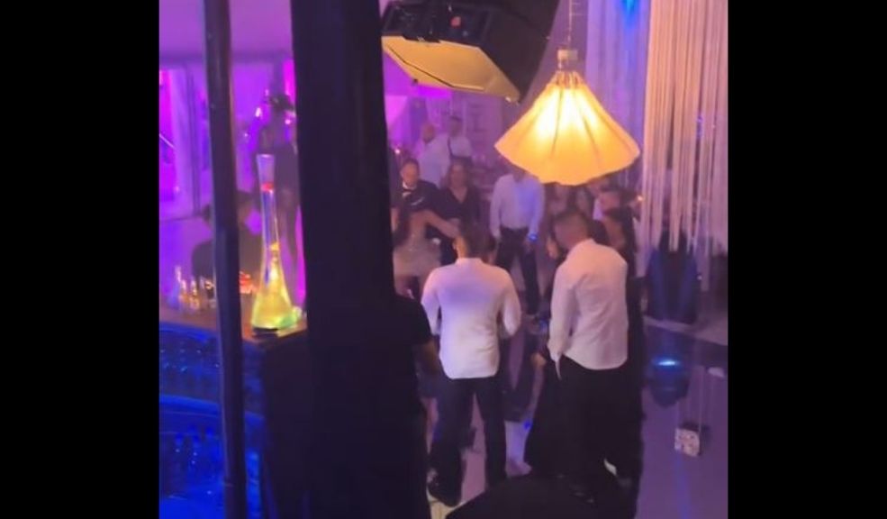 Le llueven criticas a David Ospina por polémico baile con su hija en su fiesta de 15 años
