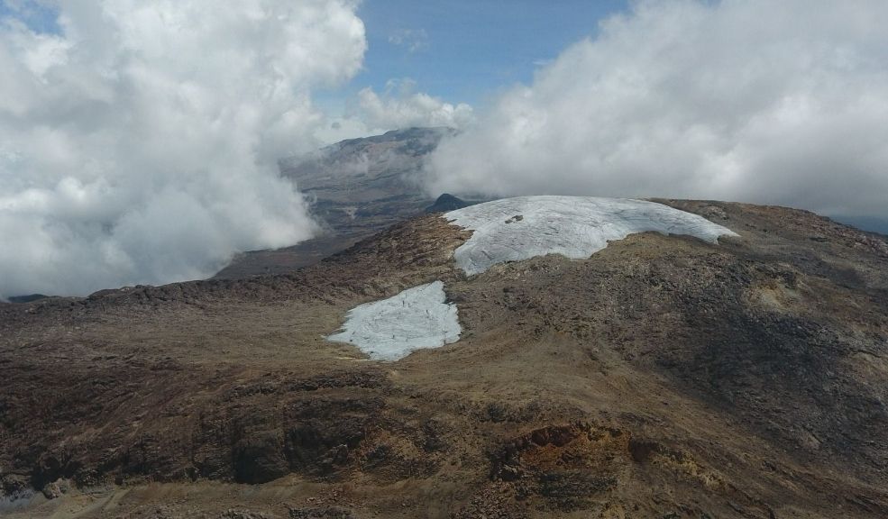 ¡Pilas! Colombia se está quedando sin glaciares, podrían desaparecer en 5 años Las autoridades ambientales del país alertaron que la desaparición de glaciares en Colombia avanza a un ritmo alarmante, quedan apenas 33km² en seis nevados que están en proceso de extinción.