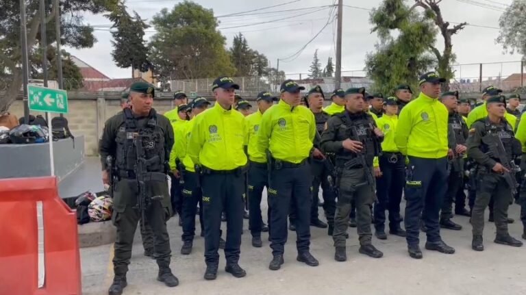 Policia-cierra-tres-locales-tras-allanamientos-en-Kennedy