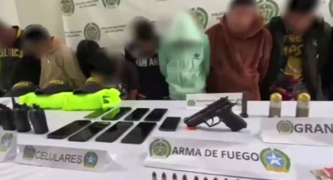 Megaoperación de la Dijín deja 582 capturados en Colombia En el marco de una ofensiva nacional contra el homicidio, el hurto y el tráfico de estupefacientes, la Dirección de Investigación Criminal e INTERPOL (Dijín) desplegó la Primera Megaoperación contra el Multicrimen del 2025, logrando la captura de 582 personas en todo el país.