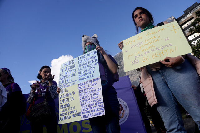 Día Internacional de la Mujer: que la lucha no termine 1 Día Internacional de la Mujer: que la lucha no termine Este sábado se conmemora el 'Día Internacional de la Mujer'. Por eso en Q'HUBO le contamos el panorama de ellas en nuestro país visto desde aspectos como el acceso al trabajo, la salud, la brecha en educación, entre otros.