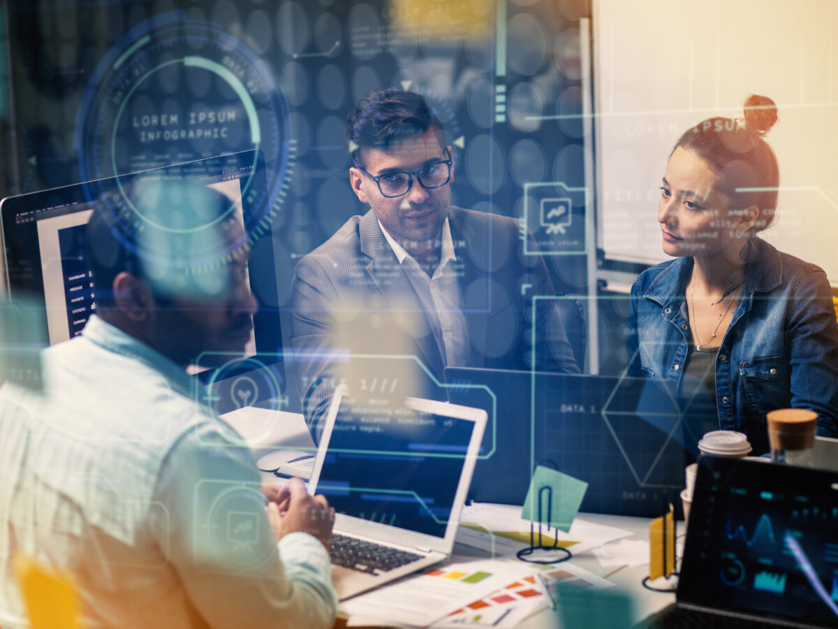 ¿Qué datos almacena ChatGPT y cuáles son los peligros? 1 ¿Qué datos almacena ChatGPT y cuáles son los peligros? El creciente uso de ChatGPT implica no solo servirse de los beneficios, sino también permitir que la aplicación recopile cierta información de los usuarios.