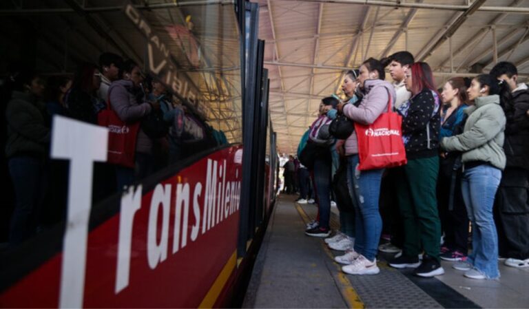 Anuncian cierre temporal de estación de Transmilenio Tercer Milenio por obras del Metro
