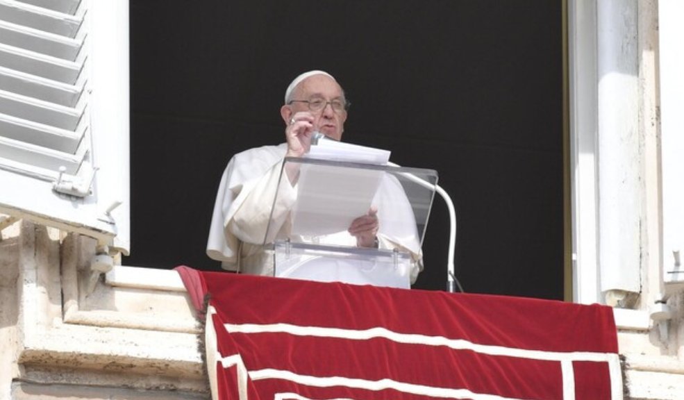 Primera aparición del papa Francisco tras 37 días de hospitalización