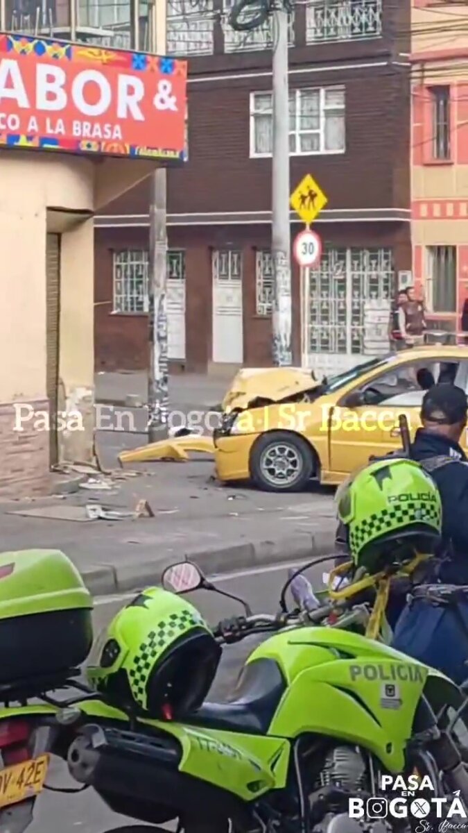 Impactante accidente de tránsito acabó con la vida de 2 motociclistas en el barrio Restrepo 2 Impactante accidente de tránsito acabó con la vida de 2 motociclistas en el barrio Restrepo