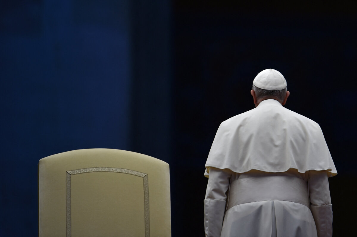 El papa Francisco falleció a los 88 años 3 El papa Francisco falleció a los 88 años El papa Francisco, primer sumo pontífice latinoamericano y muy popular entre los fieles de todo el mundo, murió este lunes a los 88 años.