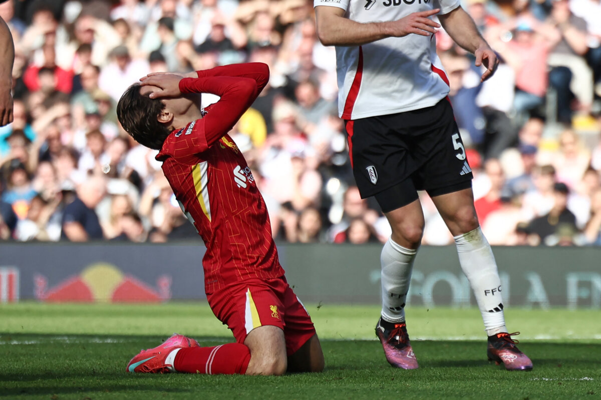 Díaz le cambió la cara a los 'Reds'. Buena actuación del guajiro pese a la derrota de su equipo Luis Díaz volvió a reportarse con gol en la Liga Premier, esta vez ante el Fulham. Le contamos cómo fue la participación del colombiano durante el encuentro.