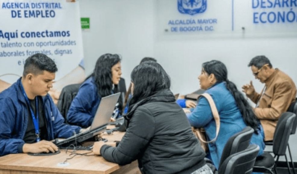 630 vacantes laborales: registro este 10 de abril La Secretaría Distrital de Desarrollo Económico anunció que se abrieron 630 vacantes laborales en el marco de la estrategia 'Talento Capital'. Le contamos los cargos a aplicar.