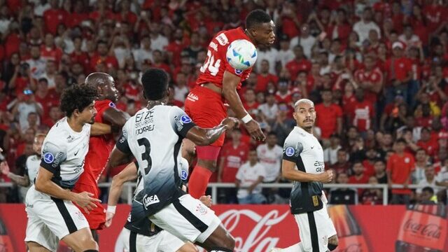 América no pasó del empate enfrentando a Corinthians en Copa Sudamericana 1 América no pasó del empate enfrentando a Corinthians en Copa Sudamericana América de Cali no paso del empate 1-1 frente a Corinthians de Brasil en la segunda fecha de la Copa Sudamericana jugada en la capital del Valle del Cauca.