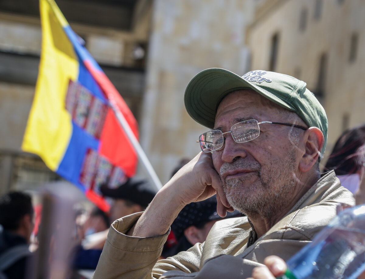 Apuéstele a ahorrar para tener una buena pensión Andrés Velasco, presidente de Asofondos, y Juan David Correa, presidente de Protección, explicaron por qué hoy los colombianos deben dejar de lado la idea de solo poner sus aportes voluntarios de pensiones para su vejez.
