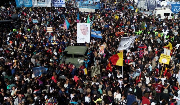 Así fue la emotiva despedida de Argentina al Papa Francisco