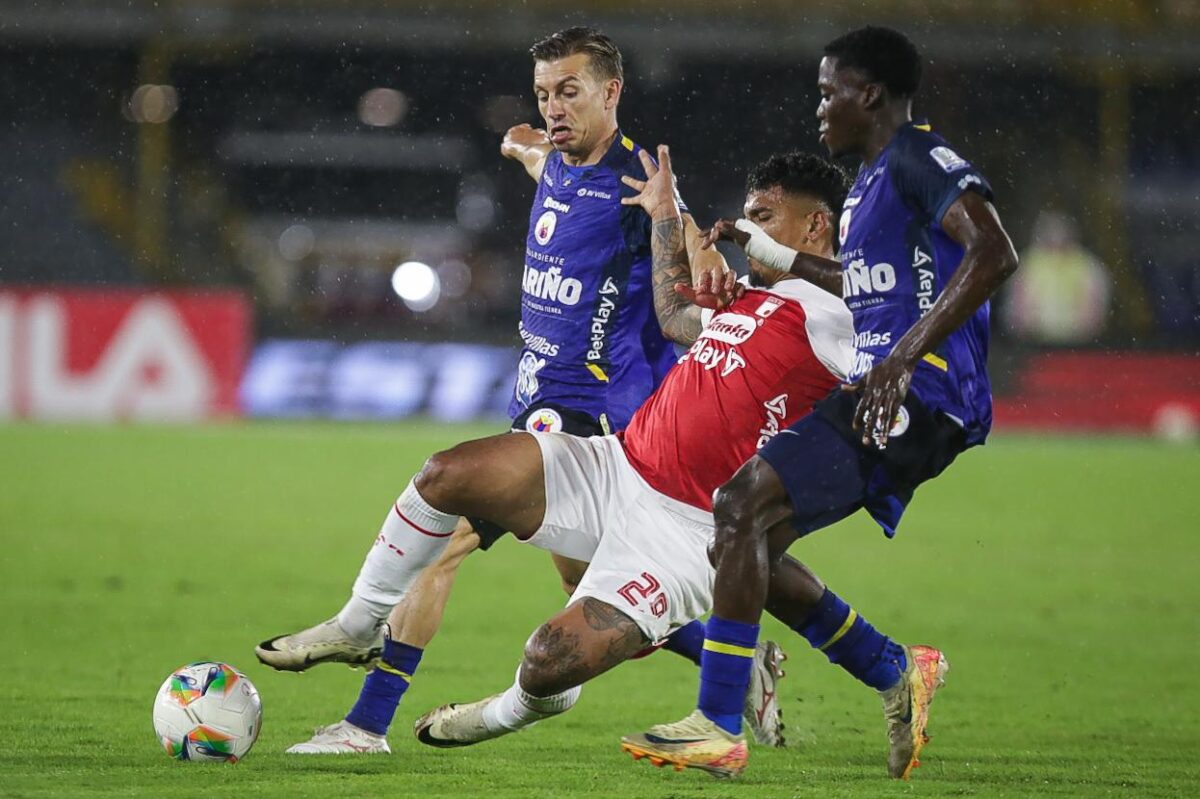 Santa Fe se dejó del Pasto y no pasó del empate en el debut de Jorge Bava como su entrenador 2 Pasto le empató el juego a Santa Fe a los 77 minutos, por obra de su jugador, Kevin Rendón.