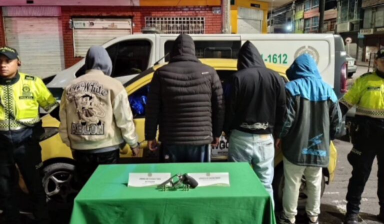 Capturan-a-cuatro-presuntos-ladrones-de-vehiculos-en-Antonio-Narino
