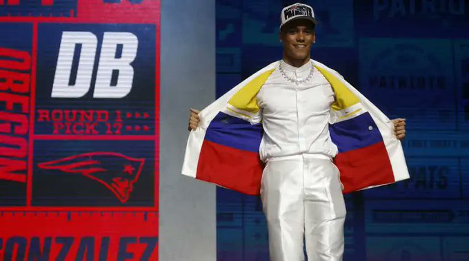 Hijo de kennediano y nieto de paisa: él es Xavier Restrepo, el otro colombiano que jugará en la NFL La Liga de Fútbol Americano (NFL) sumará a otro talento colombiano: Xavier Restrepo. Le contamos en qué equipo jugará y su historia.