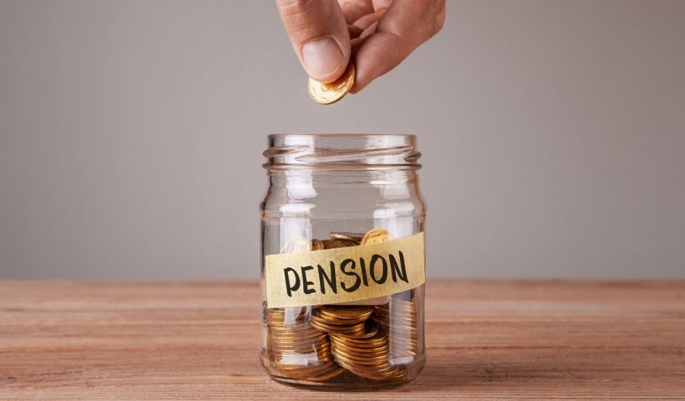 Nada de nervios: la nueva Ley Pensional sigue firme. Colpensiones lo espera La Ley Pensional 2381 ya fue ratificada por la Cámara de Representantes y sigue vigente. Esta norma permite que más de 17 millones de colombianos puedan pasarse de fondos privados a Colpensiones. La idea es lograr un sistema de pensiones más justo y solidario.
