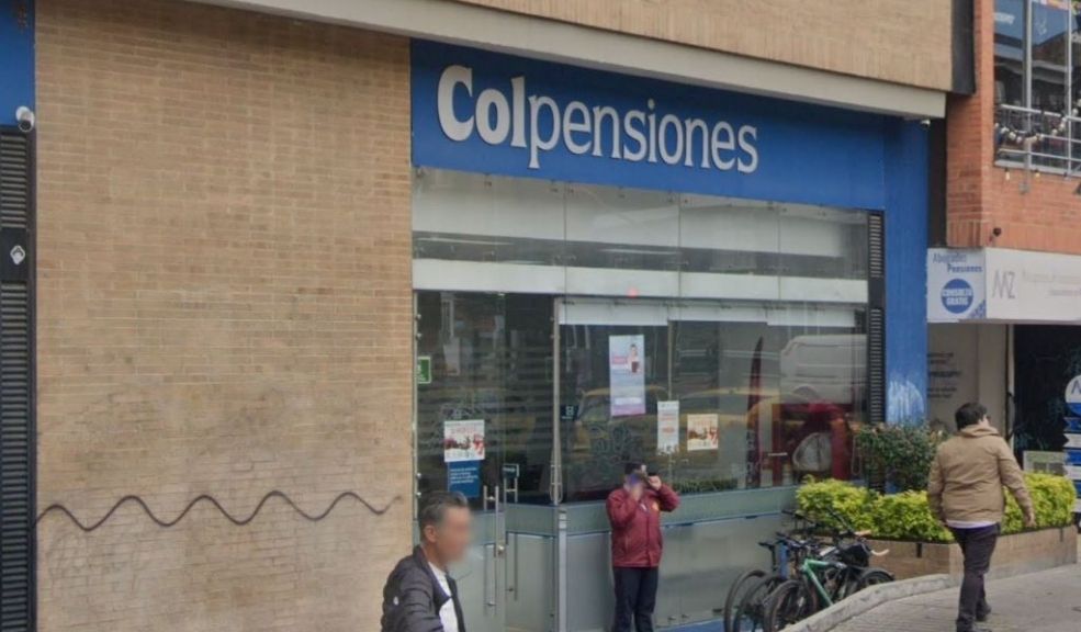 Nada de nervios: la nueva Ley Pensional sigue firme. Colpensiones lo espera La Ley Pensional 2381 ya fue ratificada por la Cámara de Representantes y sigue vigente. Esta norma permite que más de 17 millones de colombianos puedan pasarse de fondos privados a Colpensiones. La idea es lograr un sistema de pensiones más justo y solidario.