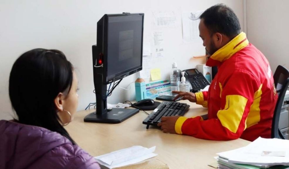 Comisarías de Familia en Bogotá operarán 24 horas durante Semana Santa Las Comisarías de Familia cumplen funciones clave como prevenir y atender la violencia intrafamiliar, restablecer los derechos de las víctimas, activar rutas de atención integral