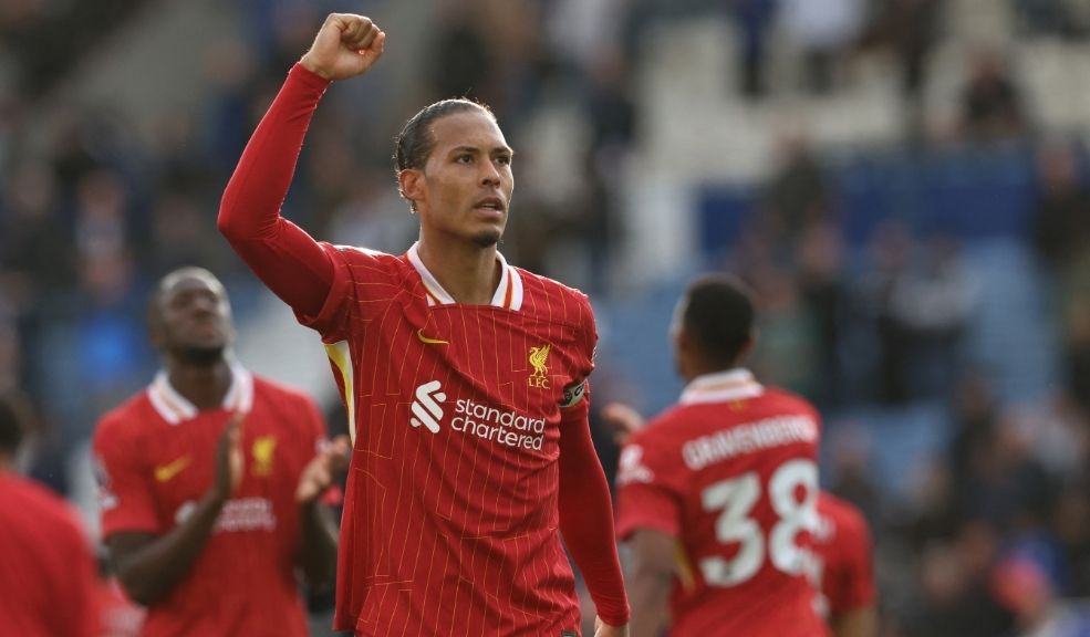 Con el empate del Arsenal, el Liverpool está a 1 punto del título El equipo 'red' estuvo cerca de ser campeón sin jugar, con el asedio del Palace en los últimos minutos del Emirates.