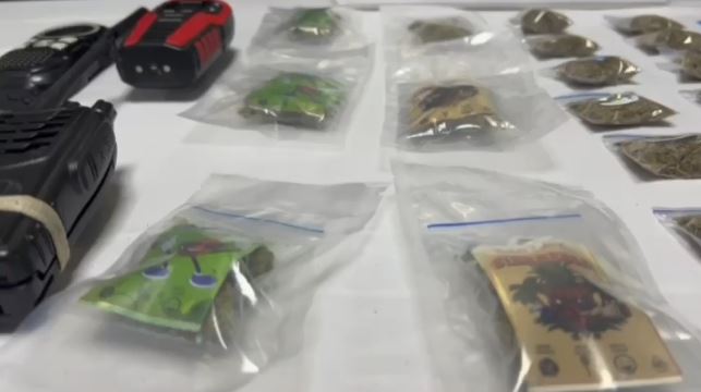 Duro golpe al microtráfico en Bosa y Barrios Unidos: 5 personas capturadas