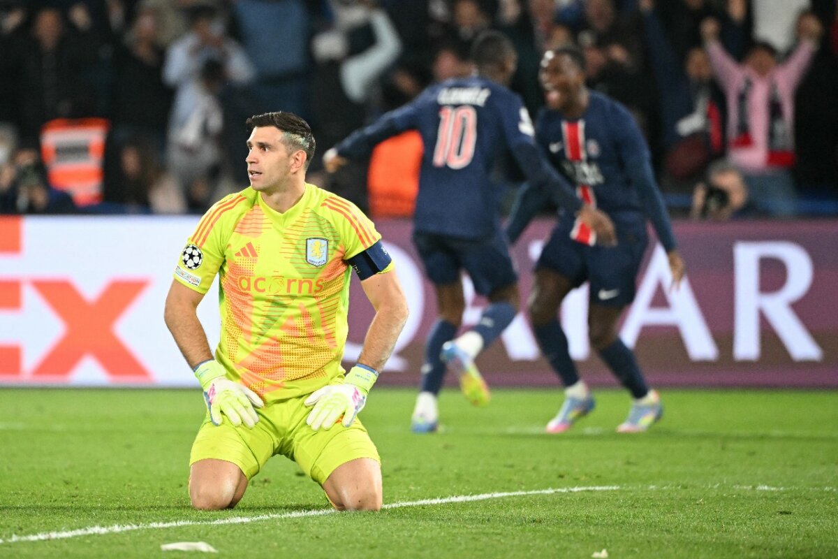 El Aston Villa deberá remontar un marcador de dos goles abajo, la próxima semana, en su cancha. 