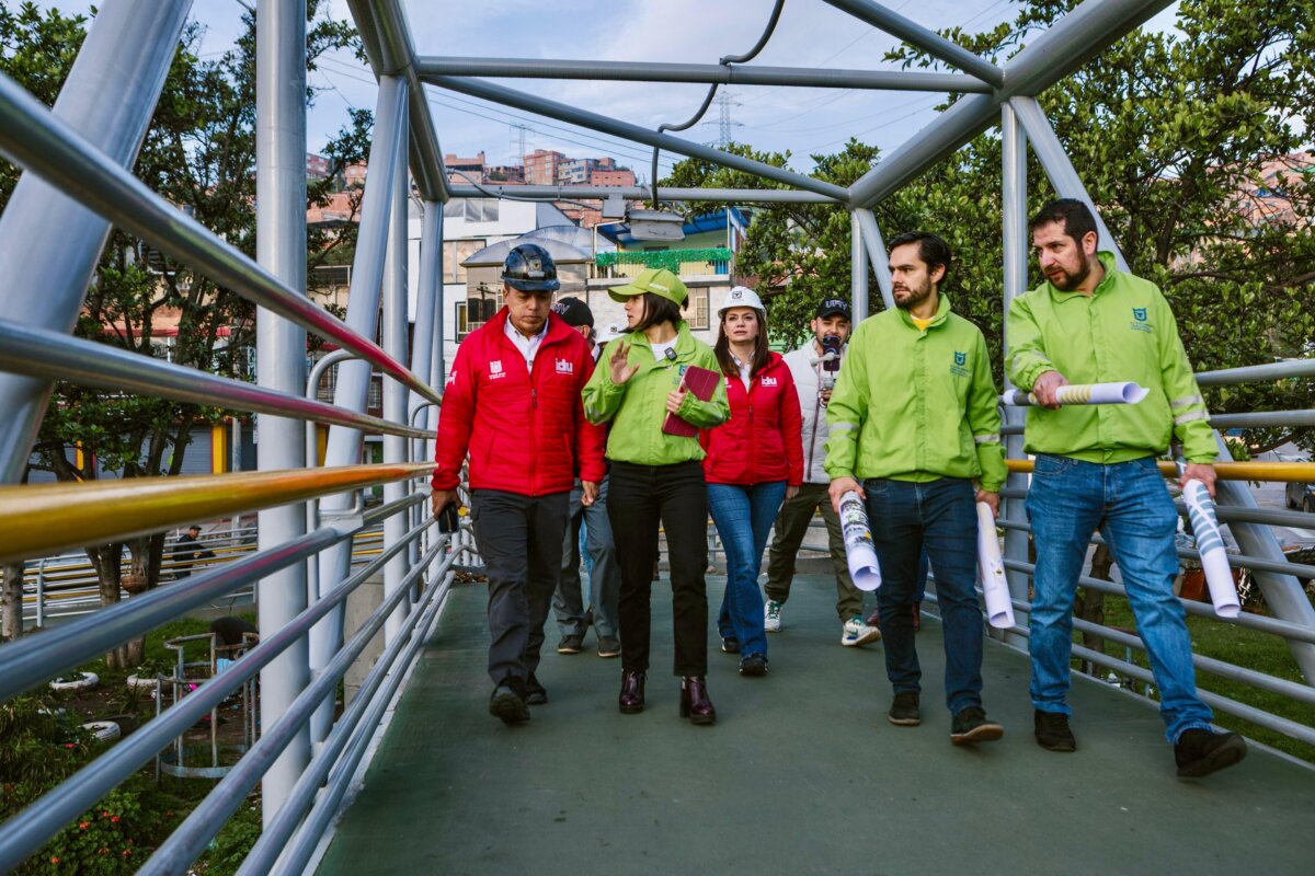 El IDU instaló 6 reductores de velocidad en la Avenida Villavicencio Gracias a la intervención, el comportamiento de los conductores mejoró notablemente: el exceso de velocidad se redujo en más del 30 % en general.