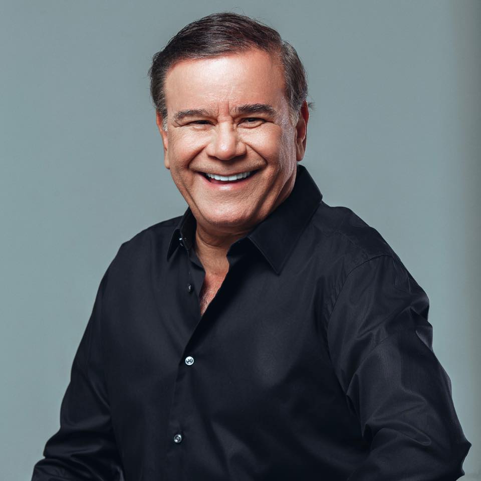 ’El Parrandón de Villazón’, llegará a Bogotá este sábado 2 ’El Parrandón de Villazón’, llegará a Bogotá este sábado Iván Villazón regresa a Bogotá con su show ‘El Parrandón de Villazón’ y lanza nuevo álbum vallenato este 26 de abril en Lourdes Music Hall, Chapinero.