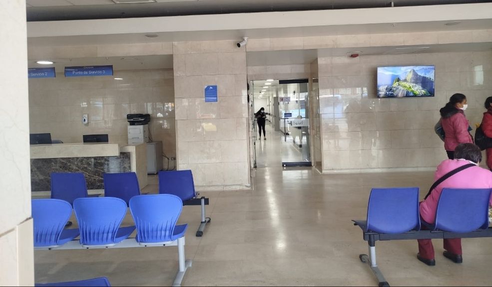 El drama de los pacientes de la Clínica Ciudad Roma tras el cierre de urgencias Decenas de pacientes de la Clínica Ciudad de Roma muestran su inconformidad por el cierre del servicio de urgencias. Q'HUBO habló con ellos.