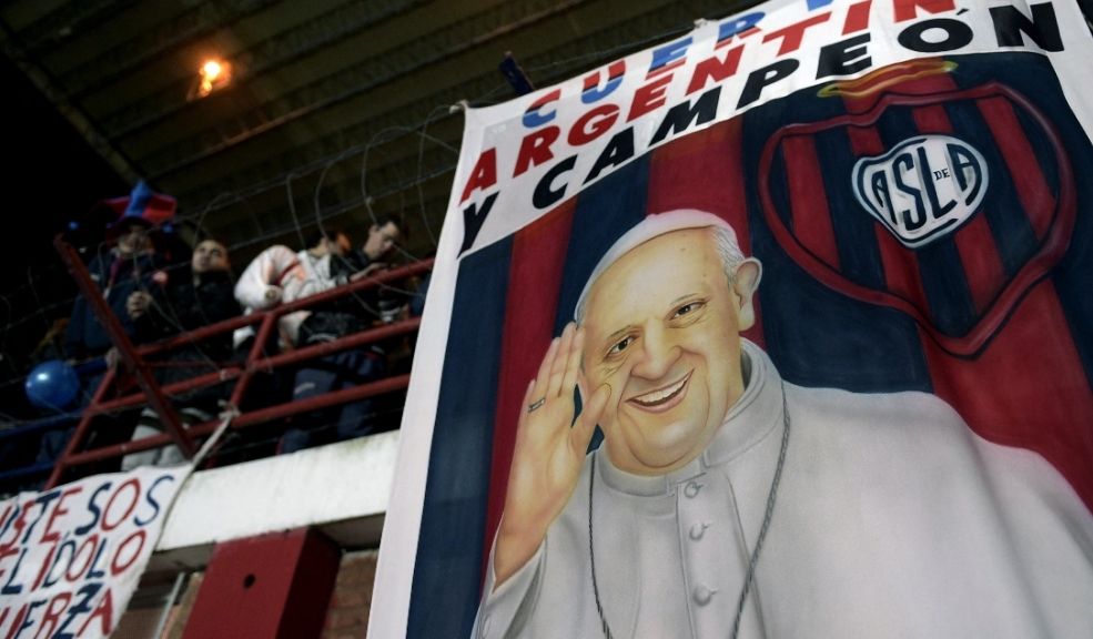 El nuevo estadio de San Lorenzo tendrá el nombre del papa Francisco 9 El nuevo estadio de San Lorenzo tendrá el nombre del papa Francisco El anuncio lo hizo nada más y nada menos que Marcelo Monetti, presidente del club, quien reveló que fue el mismo Sumo Pontífice quien aprobó el nombre antes de morir.